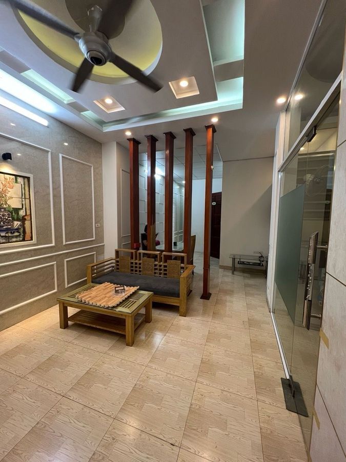 Bán nhà 6 tầng mặt phố kinh doanh 29,8 tỷ Khâm Thiên , Đống Đa đang cho thuê 80tr/tháng