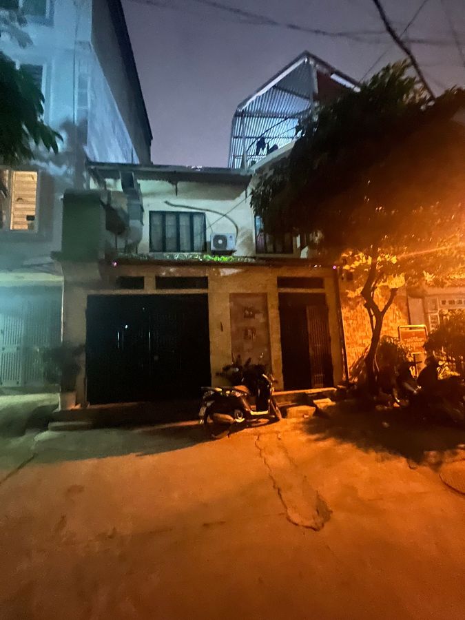 Bán nhà khu Minh Khai - Mặt tiền khủng - Ô tô tránh - Vị trí đẹp 16,5 tỷ  