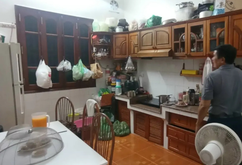 Bán nhà riêng Nguyễn Hoàng Tôn 16 tỷ, full nội thất, vị trí đắc địa, ô tô đỗ cửa, an ninh đảm bảo, đa tiện ích