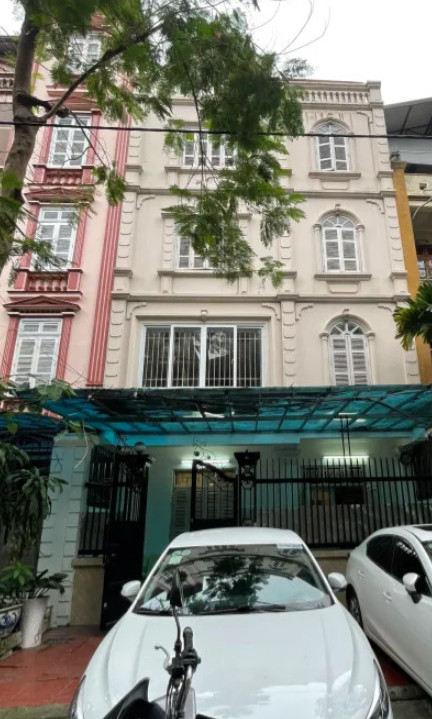 Bán nhà Trương Định 5 tầng 17,5 tỷ tại Hai Bà Trưng 292m2 - đường xe 4 làn - quanh khu toàn lãnh đạo cao cấp