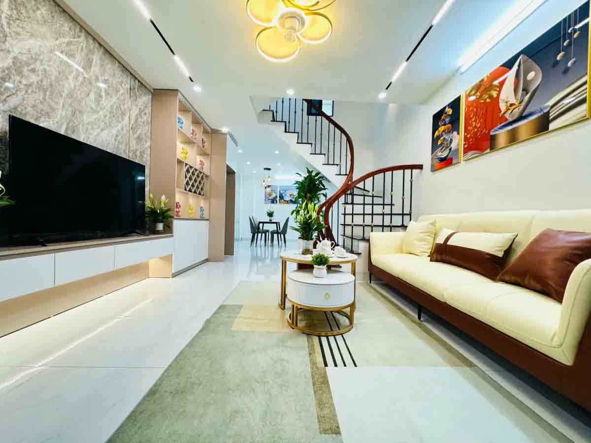 Bán nhà riêng Ba Đình, 5,2 tỷ sở hữu nhà 4 tầng rộng đẹp, nội thất mới tinh, sổ đỏ nở hậu sẵn sàng sang tên ngay