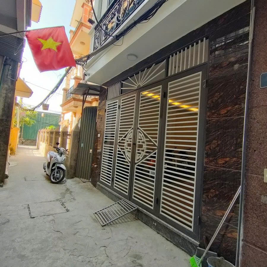 Bán chung cư mini Lĩnh Nam, giá 6.8 tỷ, đang cho thuê 21 triệu/ tháng