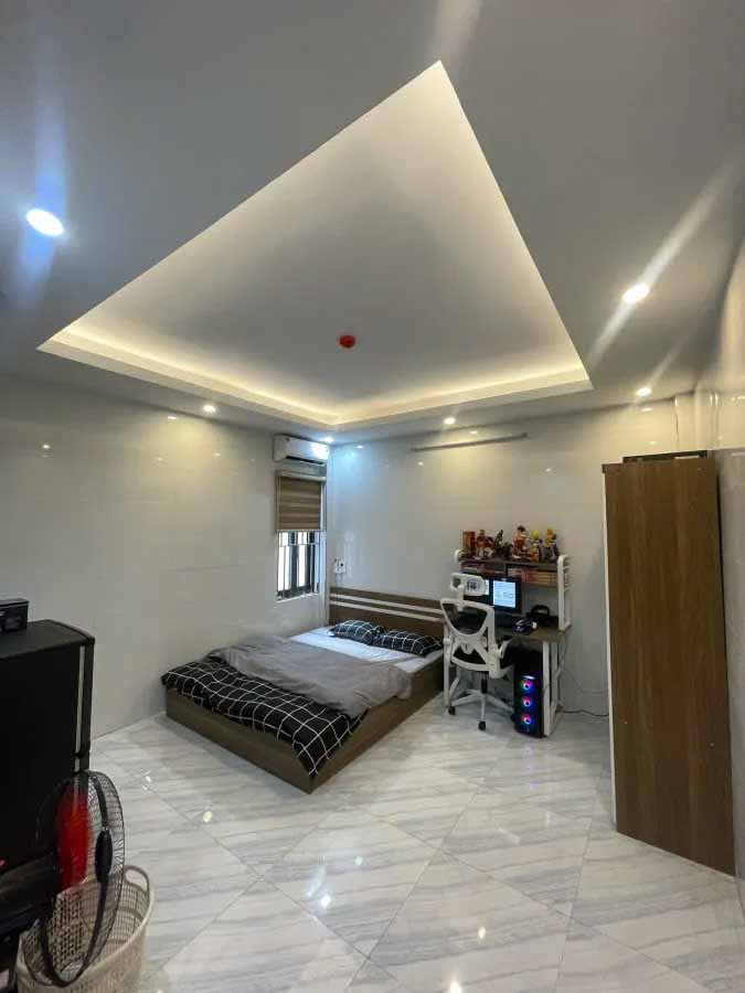 Bán nhà Lê Quang Đạo, ngõ 3 gác phi vào thoải mái, sổ đỏ nở hậu, đất lộc lá, 8 phòng khép kín cho thuê gần 50tr/tháng