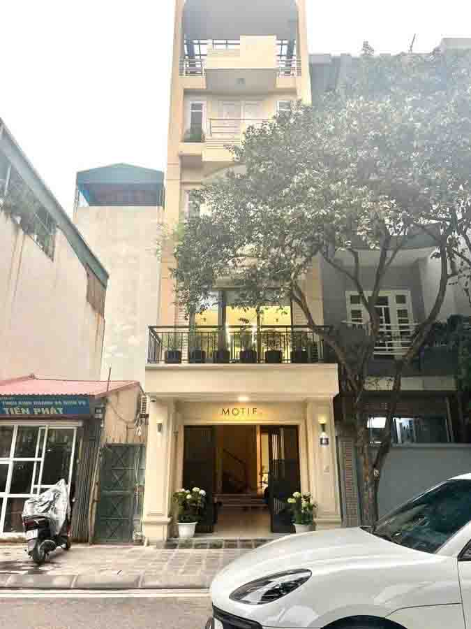 Bán nhà phố Cổ Linh Long Biên, 19,5 tỷ, 80m2, mặt tiền 4,2m, vỉa hè đá bóng, kinh doanh đỉnh cao
