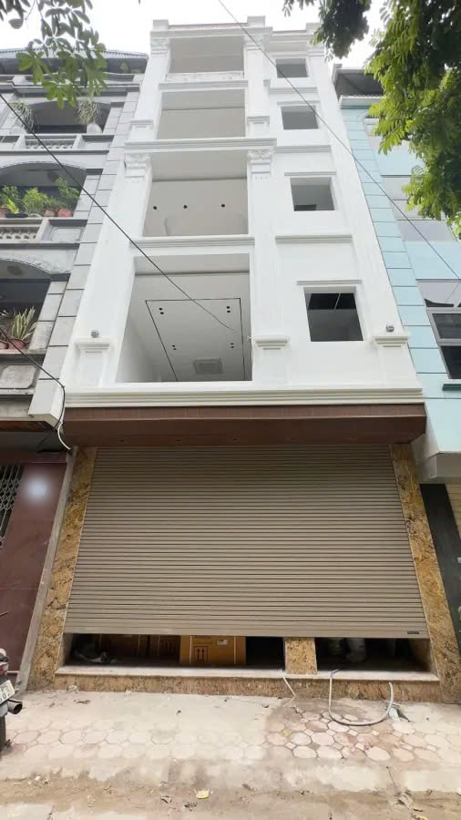 Bán nhà Minh Khai, ô tô dừng đỗ thoải mái, diện tích 60m2, giá 21 tỷ