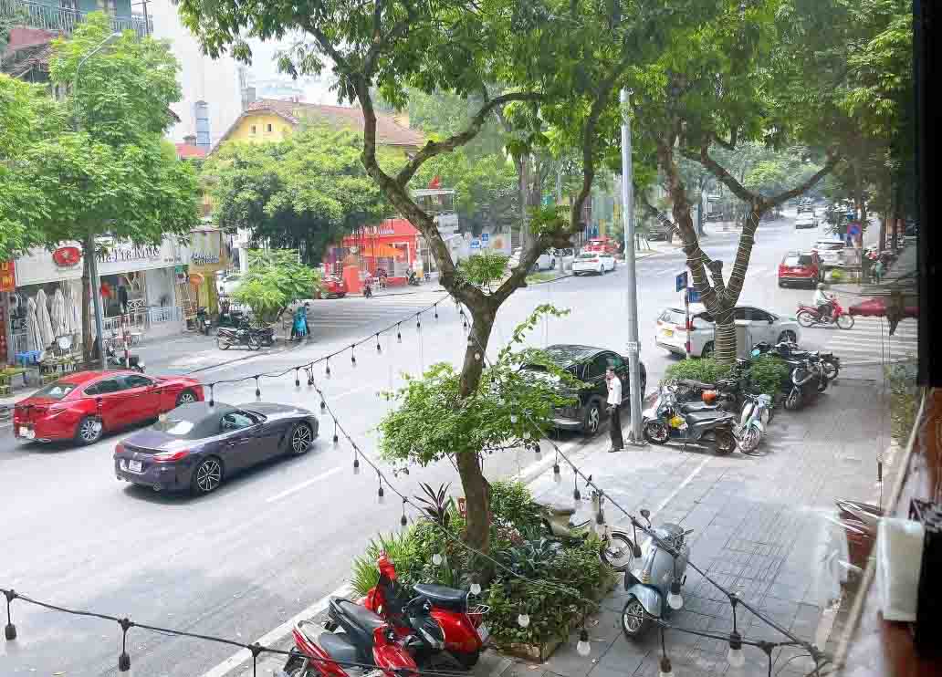 Bán nhà phố 19 tỷ tại Hoàn Kiếm, trung tâm phố cổ, mặt phố siêu VIP, kinh doanh vô địch