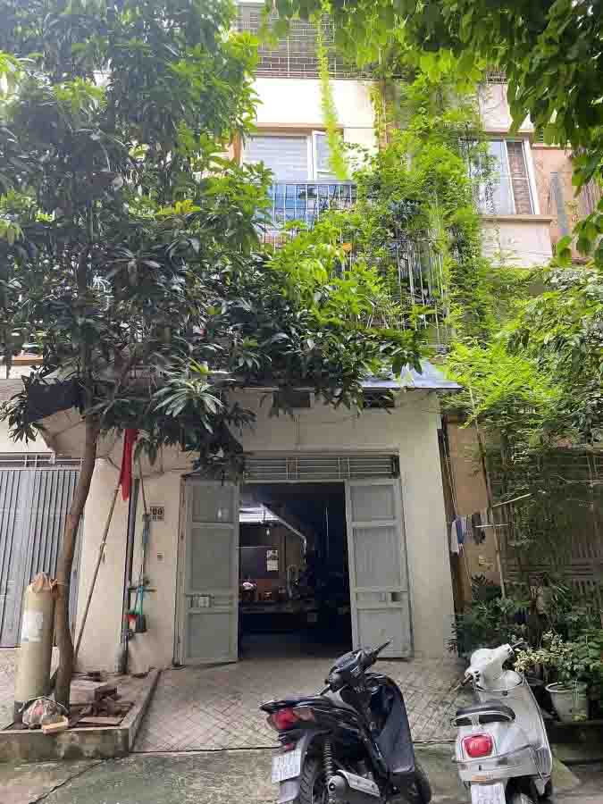 Bán nhà Văn Phú Hà Đông, nhà liền kề, vỉa hè rộng, 77m2, đang cho thuê 22tr/tháng