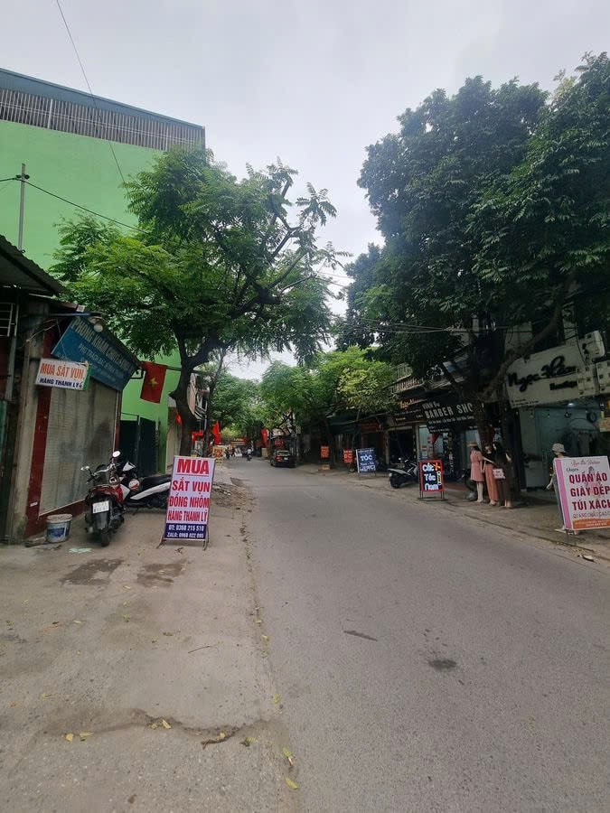 Bán nhà riêng Phúc Diễn, diện tích 108m2, ô tô tải tránh nhau, giá 16.5 tỷ
