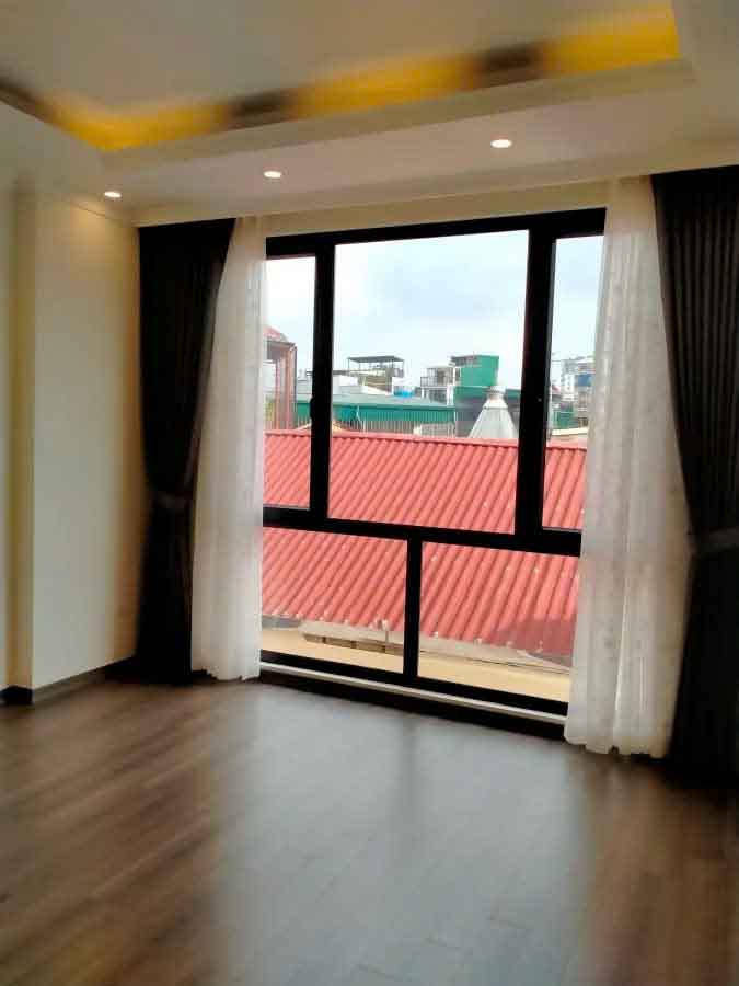 Bán nhà tại Văn Cao, 7 tầng thang máy, ngay cạnh hồ Tây, vừa ở vừa cho thuê cực hợp lý, giá 11,9 tỷ