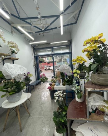 Bán nhà Thái Thịnh Đống Đa ngay mặt phố giá ngõ, đang cho thuê 40 - 50 triệu/tháng, đất nở hậu