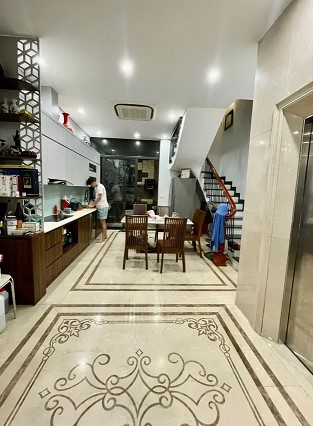 Bán nhà Thịnh Liệt Hoàng Mai 18.5 tỷ, diện tích 73m2 một sàn full nội thất