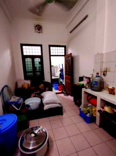 Bán nhà tại Đại La Hai Bà Trưng, vị trí đắc địa hiếm có, kinh doanh cực đỉnh, ô tô đỗ cửa