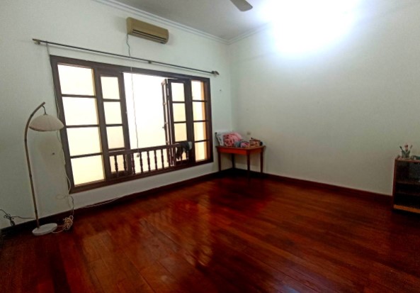 Bán nhà tại Hào Nam Đống Đa giá chỉ nhỉnh 22 tỷ, vị trí trung tâm thủ đô cực hiếm, gần mặt phố lớn