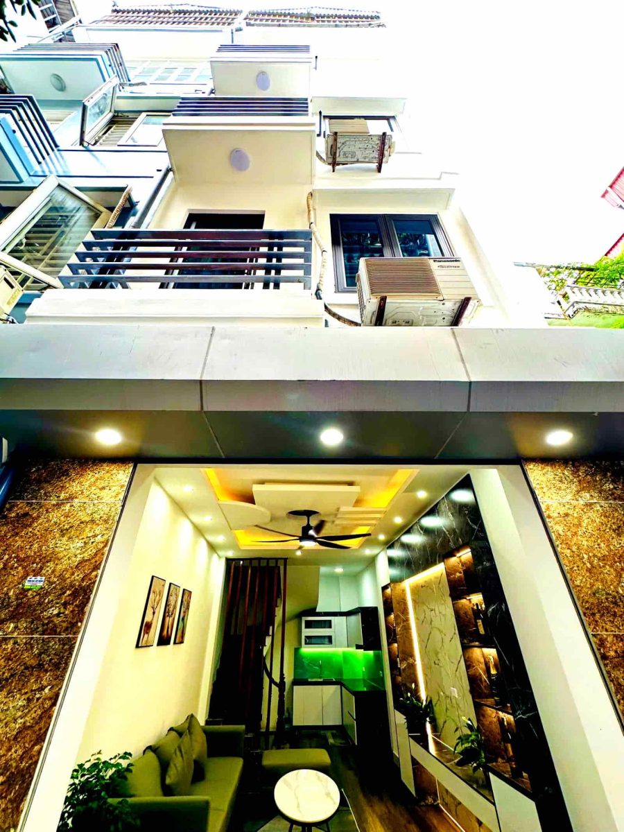 Bán nhà phố Minh Khai, DT 31m2, 5 tầng, MT 3.5m, giá 7 tỷ, nhà mới full nội thất