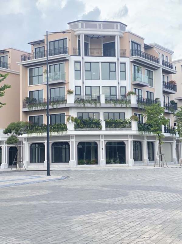 Bán siêu phẩm căn góc The Manor Central Park, DT 239m2, 5 tầng, giá 93 tỷ