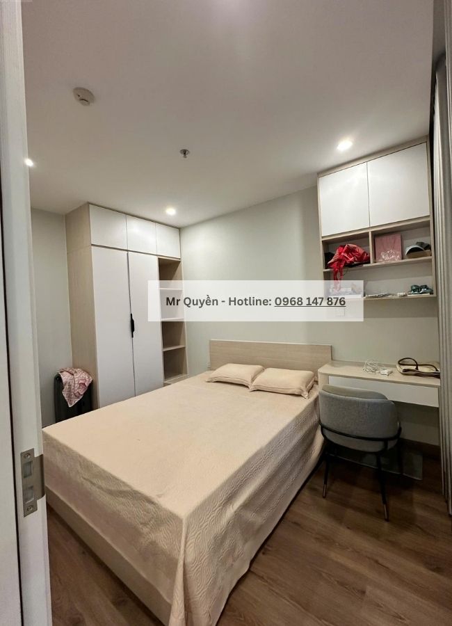 Cho thuê căn hộ 2 phòng ngủ đủ đồ tại Tây Mỗ, giá 14 triệu/tháng, thuộc chung cư Vinhomes Smart City, tầng cao view công viên