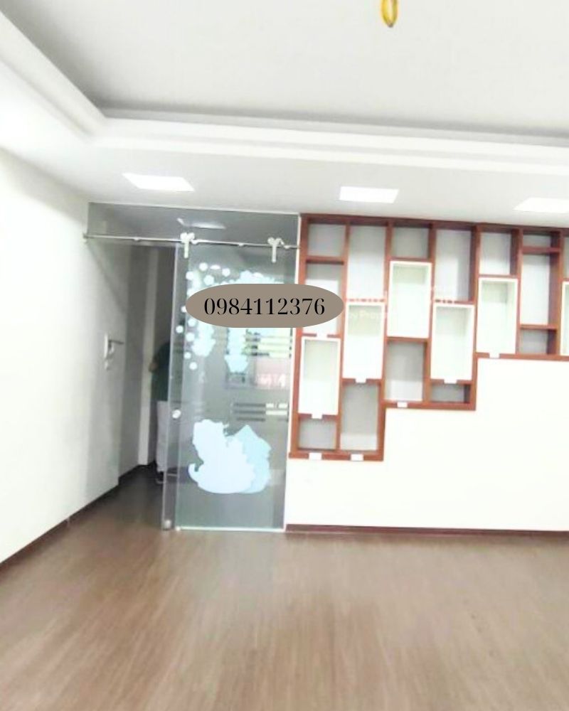 Cho-Thue-Nha-Van-Quan-80m²-Mat-Tien-5m.jpg