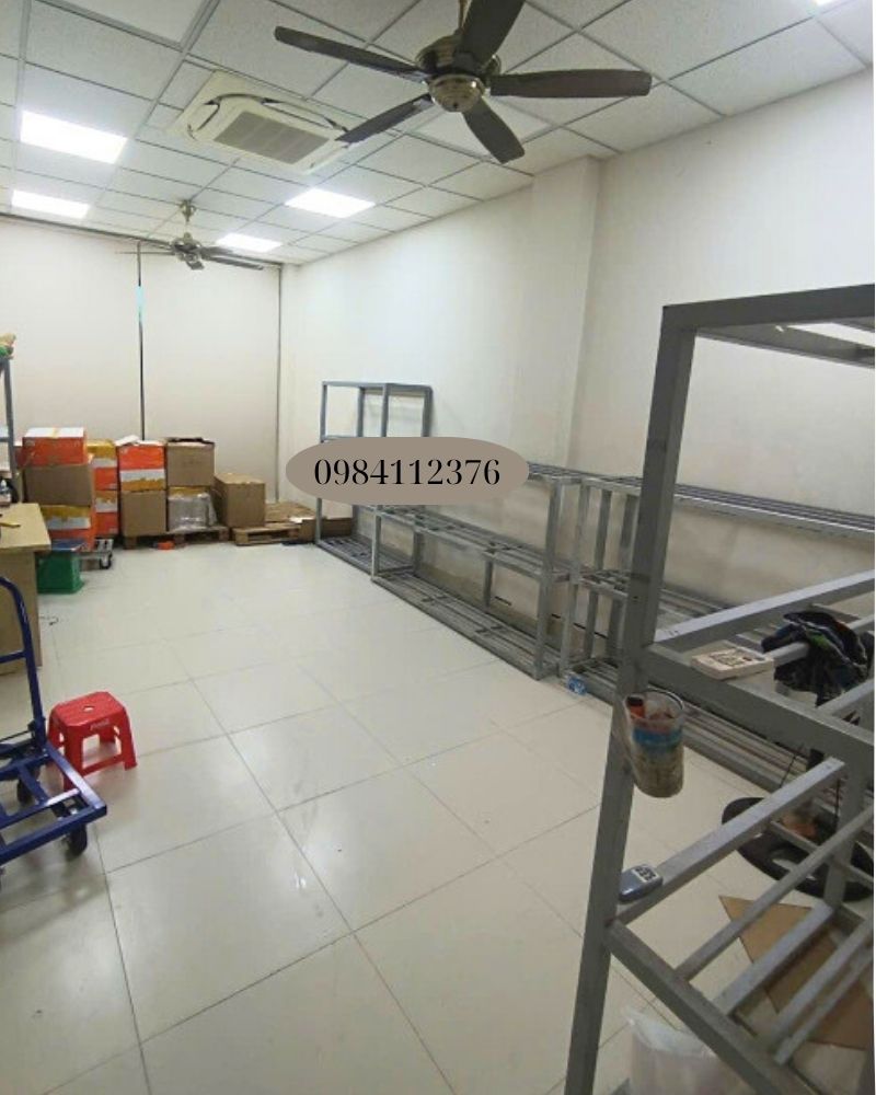Cho-thue-nha-Nguyen-Van-Loc-55m²-7-tang-thang-may-gia-25trthang.jpg