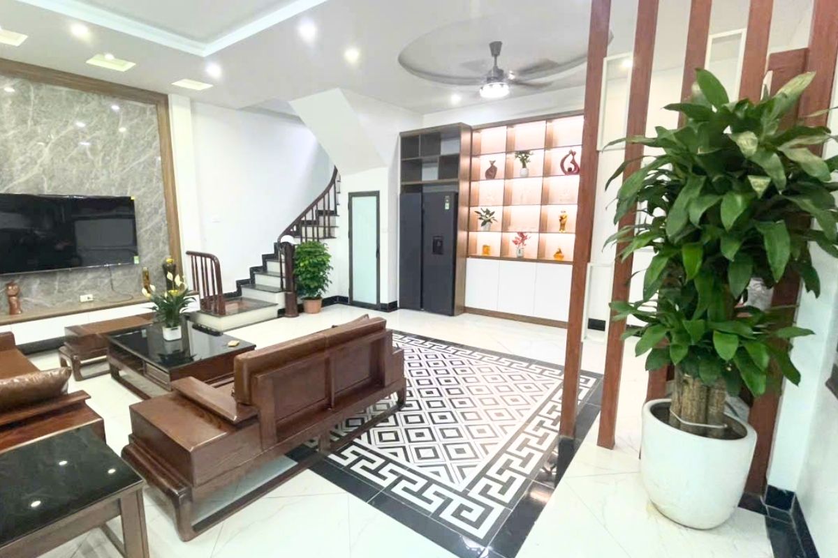 Bán Nhà Quang Trung Hà Đông 50m², 3 Mặt Thoáng, Full Nội Thất, 8.75 Tỷ