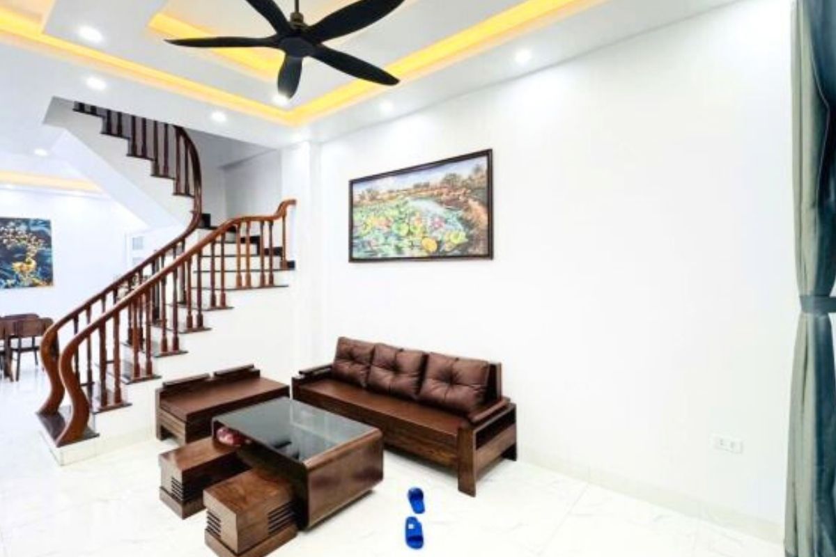 Bán Nhà Minh Khai 56m² – 5 Tầng – Sát Ô Tô – Giá 8,3 Tỷ Thương Lượng