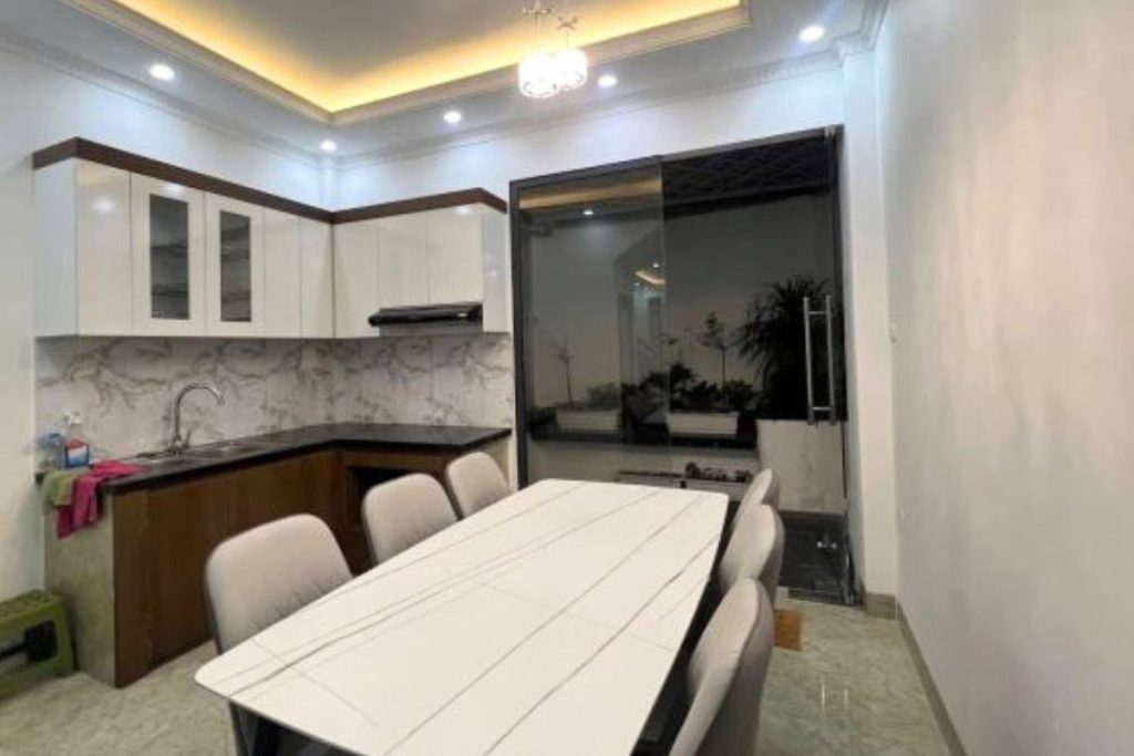 ban-nha-quan-tho-1-50m2-4-tang-no-hau.jpg