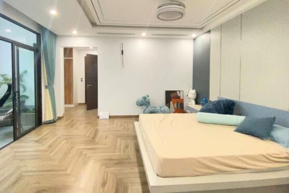 Bán nhà Giải Phóng 80m², 4 Tầng – Vuông vắn, rộng rãi – Hơn 16 tỷ