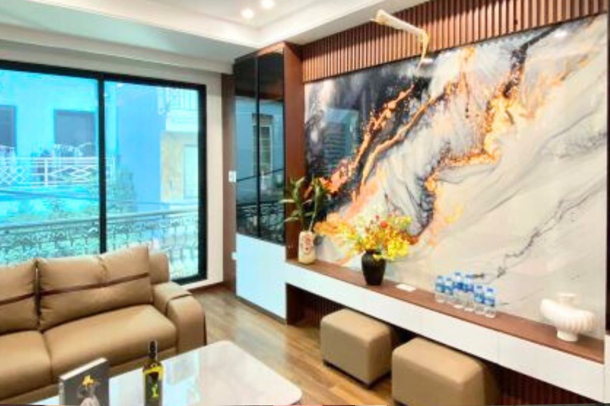 Bán nhà lạc long quân 58m²,  6 tầng,  thang máy,  ô tô vào nhà 18 tỷ