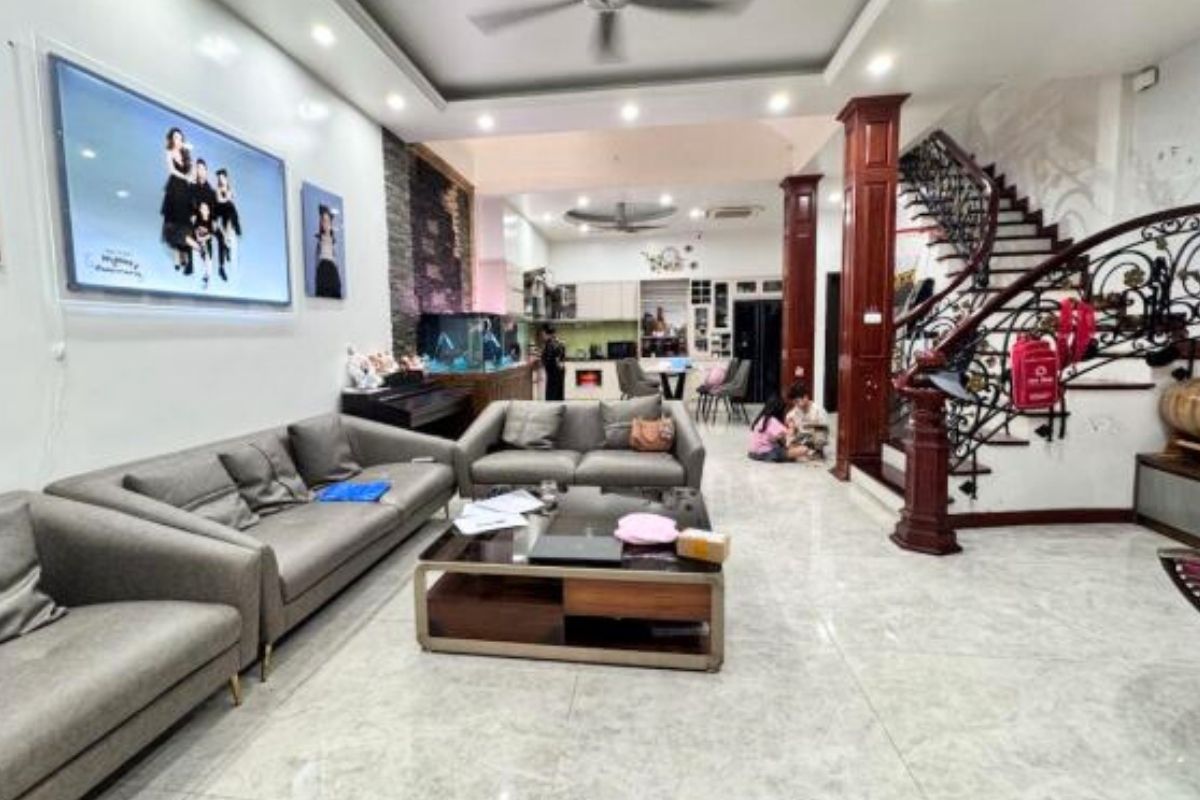 Nhà mặt ngõ oto 60m², 5 tầng, kinh doanh tốt, định công thượng, 14.5 tỷ