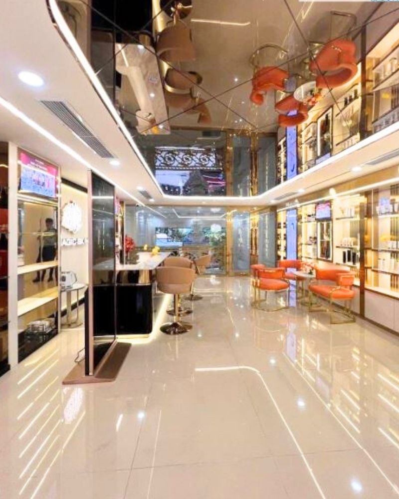 Bán nhà phố Nguyễn Phong Sắc 60m², tòa nhà 8 tầng thang máy, giá 26 tỷ