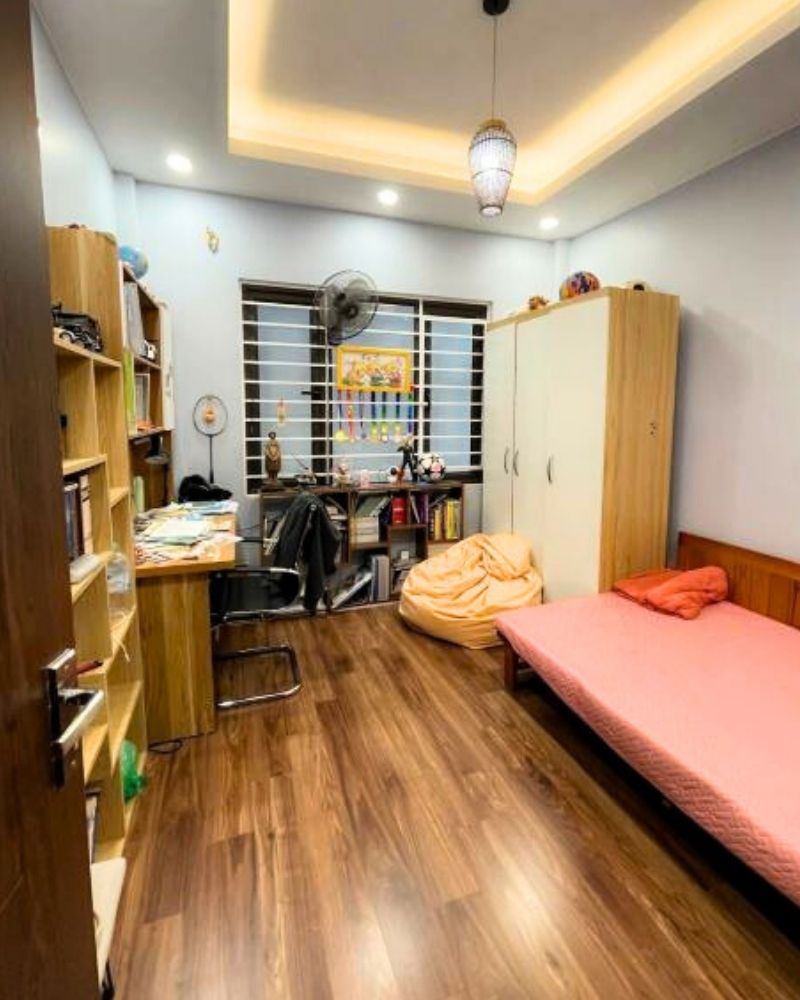 Bán nhà Bạch Mai 42m², 5 tầng, 5 phòng ngủ,  gần ĐH giá 10 tỷ