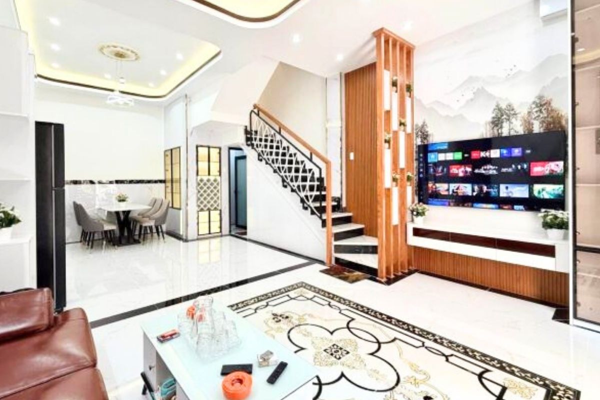 Bán Nhà Trần Khát Chân 38m² MT 4.2m – 5 Tầng – Gần Ô Tô – Giá 9,5 Tỷ